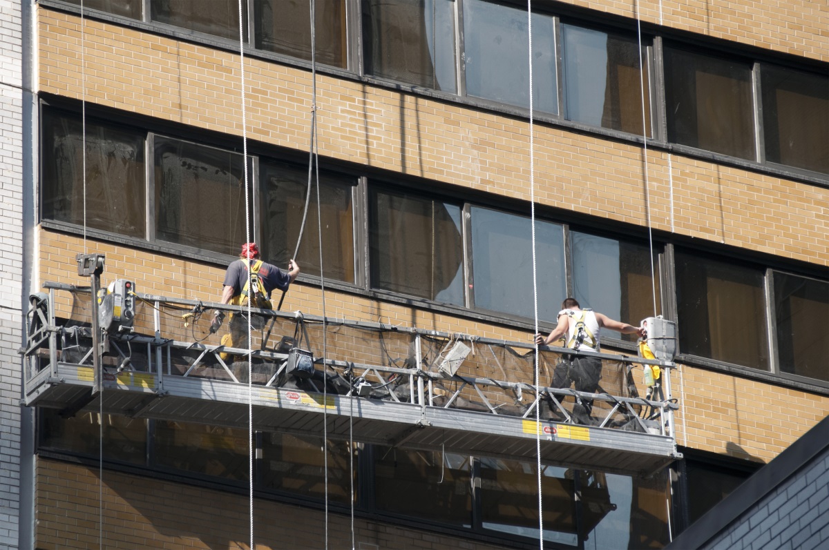 suspended scaffold window washing